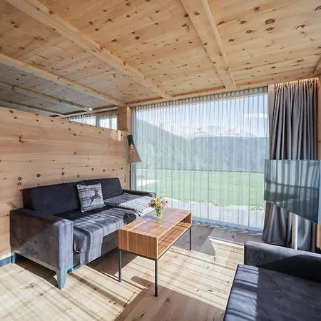 Ansitz Velseck-residence * Tires